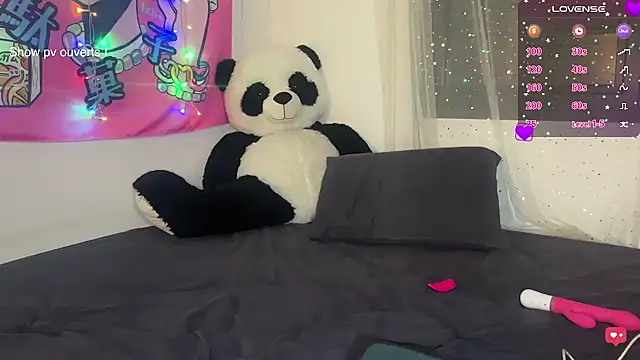 Miss-syanaa online show from March 27, 2026, 8:52 pm