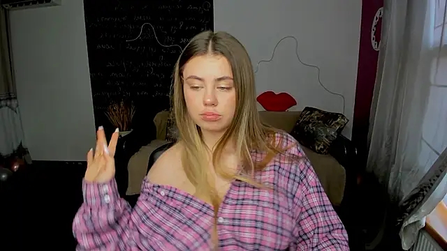 IsabellaBler online show from March 13, 2026, 12:45 pm