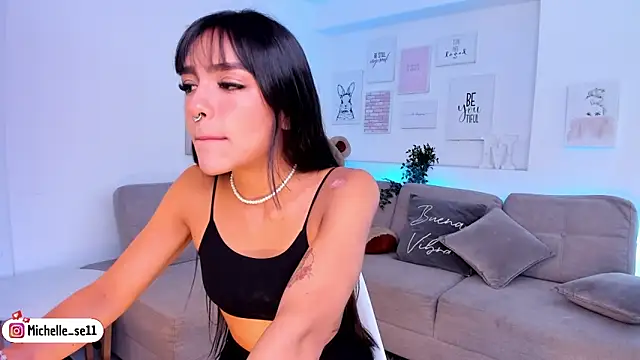 Snapshot of Michelle_se chatting on December 18, 2024, 3:55 pm Michelle se online show from December 18, 2024, 3:55 pm