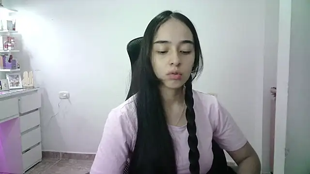 Snapshot of aineangeel chatting on May 6, 2026, 12:30 am aineangeel online show from May 6, 2026, 12:30 am