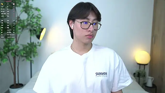 SrLuis18 online show from March 25, 2026, 7:20 pm