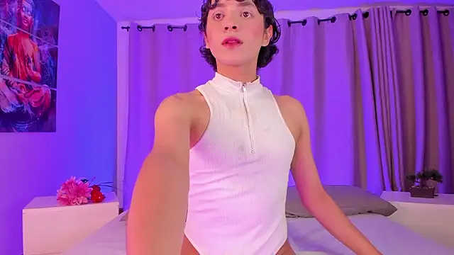 Snapshot of Brann_tadzio chatting on March 2, 2026, 5:08 am Brann tadzio online show from March 2, 2026, 5:08 am