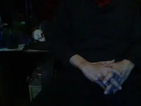 mrdemoncrowly online show from October 9, 2025, 8:34 am