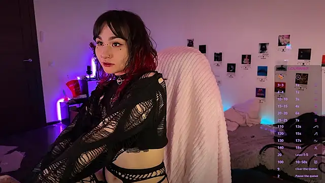 deadlysweet online show from February 17, 2026, 2:41 am