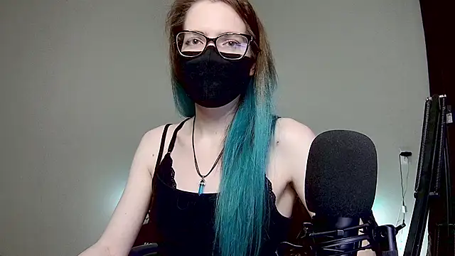 Snapshot of amber_candyfloss chatting on January 1, 2025, 12:32 am amber candyfloss online show from January 1, 2025, 12:32 am