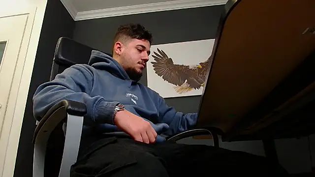 Snapshot of JoshKnights chatting on January 7, 2025, 5:12 am JoshKnights online show from January 7, 2025, 5:12 am