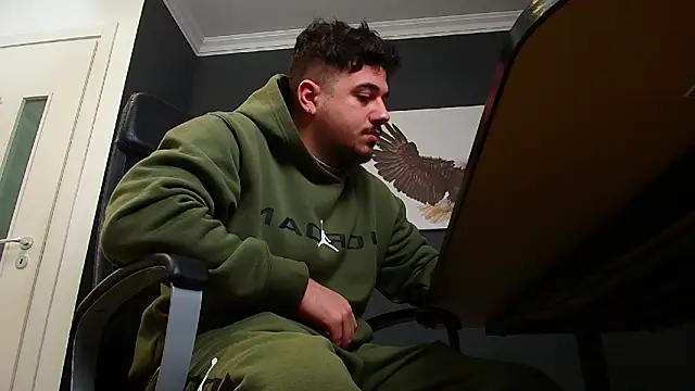 Snapshot of JoshKnights chatting on February 3, 2025, 6:24 am JoshKnights online show from February 3, 2025, 6:24 am