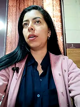 Emily Wane online show from October 16, 2025, 4:52 pm