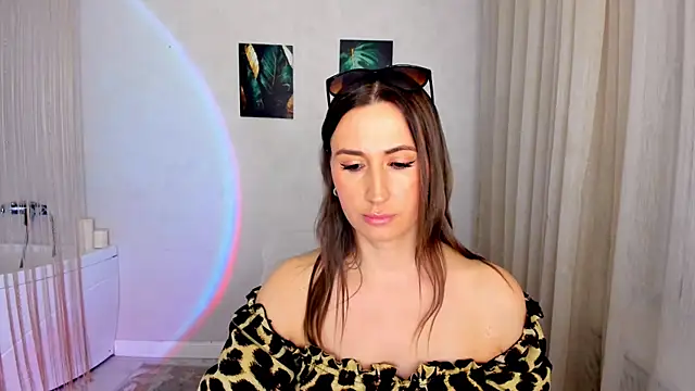 PassionGlow online show from March 18, 2026, 7:28 pm