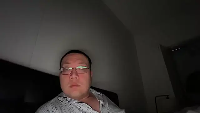 slaveasianboy online show from November 25, 2025, 10:04 am