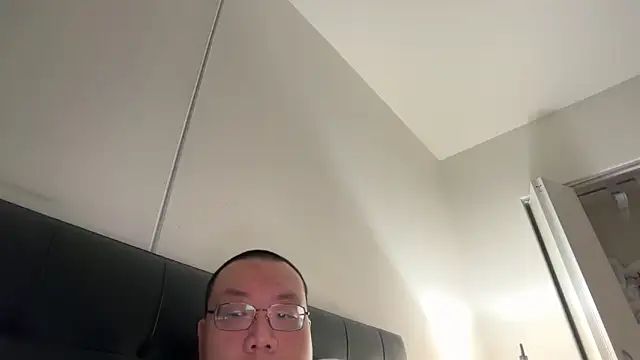 slaveasianboy online show from March 7, 2026, 7:16 am