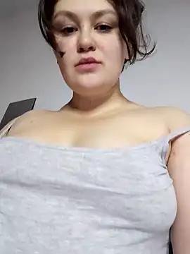 Snapshot of BlackCurly chatting on October 12, 2025, 3:11 pm BlackCurly online show from October 12, 2025, 3:11 pm