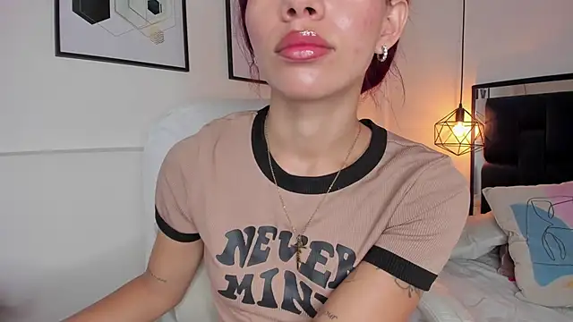 amysc online show from September 22, 2025, 1:35 pm