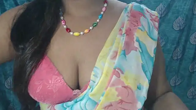 Snapshot of Sophia_your chatting on February 28, 2025, 4:21 am Sophia your online show from February 28, 2025, 4:21 am