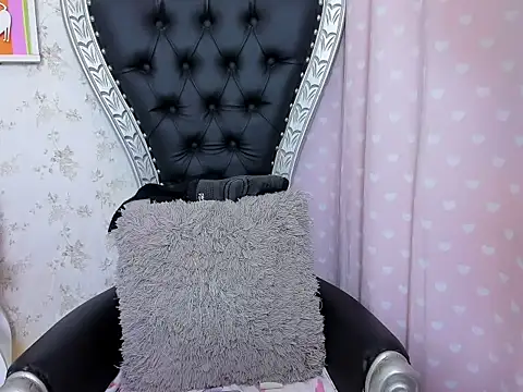 milf bigass  online show from October 10, 2025, 11:20 am