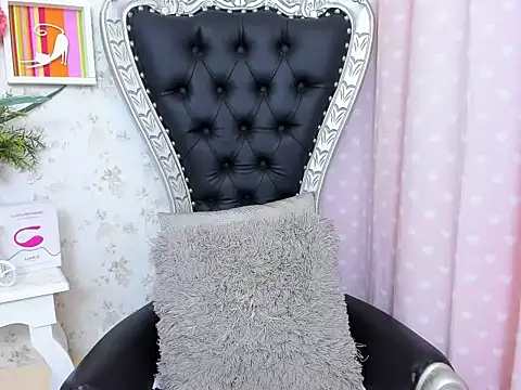 milf bigass  online show from October 17, 2025, 12:08 pm