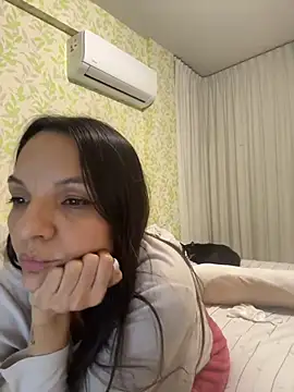 Snapshot of samilux5 chatting on May 29, 2026, 2:42 am samilux5 online show from May 29, 2026, 2:42 am