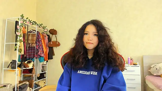 wastforu online show from October 13, 2025, 6:13 am