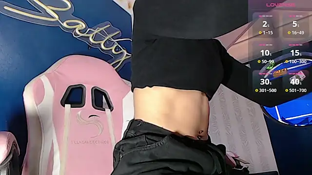 Sally23  online show from December 2, 2024, 1:24 pm