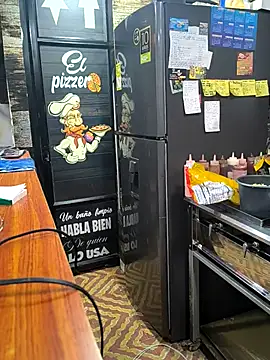 jennstudio93 online show from November 4, 2025, 7:18 am