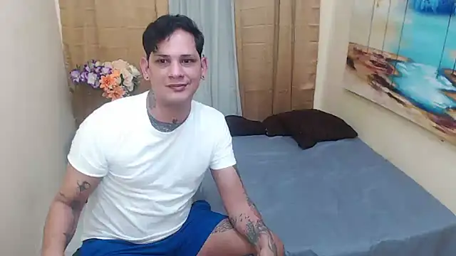 two monstercock online show from November 3, 2025, 6:31 pm