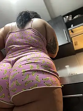 JulianaCastillo online show from February 13, 2026, 10:00 am