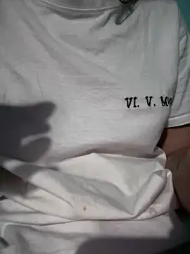 Snapshot of rossana99_ chatting on April 19, 2026, 6:21 pm rossana99 online show from April 19, 2026, 6:21 pm