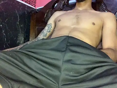 Snapshot of tanned_boy chatting on March 6, 2026, 10:34 am tanned boy online show from March 6, 2026, 10:34 am