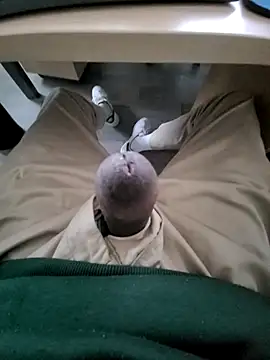 Snapshot of no1belike1 chatting on March 14, 2025, 1:35 pm no1belike1 online show from March 14, 2025, 1:35 pm