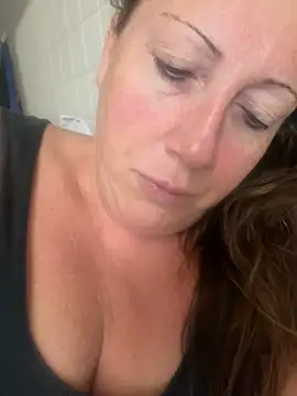 xsexycurvymilf online show from August 2, 2026, 8:02 am