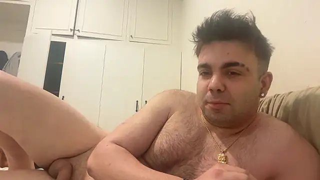 zzzz78925 online show from January 11, 2026, 4:56 pm