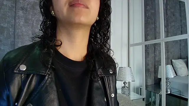 Snapshot of Amareto_ chatting on May 5, 2026, 11:07 am Amareto online show from May 5, 2026, 11:07 am