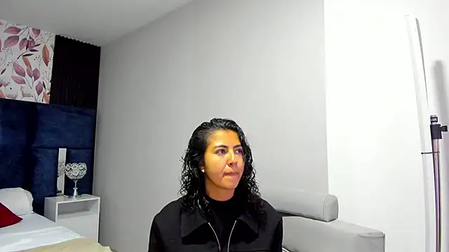 Snapshot of Amareto_ chatting on May 27, 2026, 11:29 am Amareto online show from May 27, 2026, 11:29 am