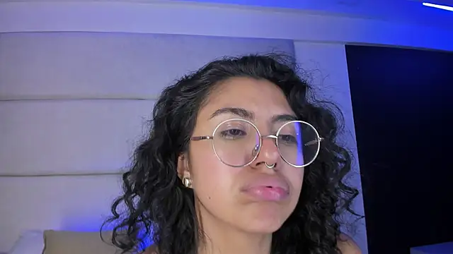 Snapshot of Amareto_ chatting on May 31, 2026, 6:09 pm Amareto online show from May 31, 2026, 6:09 pm