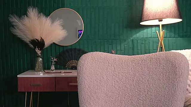 HaileyMoonn online show from February 15, 2026, 4:42 am