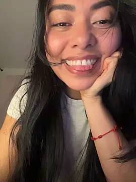 Snapshot of PetitLumiere chatting on October 10, 2025, 4:00 am PetitLumiere online show from October 10, 2025, 4:00 am