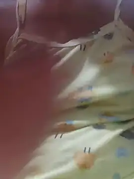 Snapshot of Kunchiii chatting on February 6, 2025, 1:21 pm Kunchiii online show from February 6, 2025, 1:21 pm