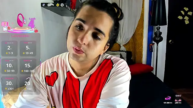 SARAMISHA online show from October 14, 2025, 5:58 pm