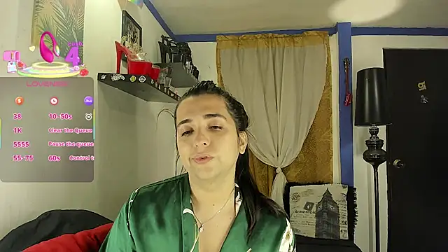 Snapshot of SARAMISHA chatting on February 22, 2026, 3:10 pm SARAMISHA online show from February 22, 2026, 3:10 pm