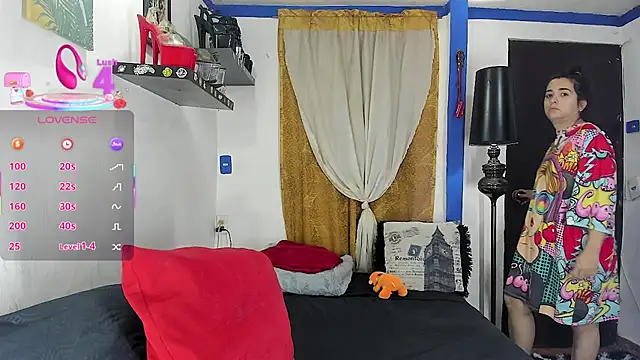 Snapshot of SARAMISHA chatting on February 23, 2026, 5:43 pm SARAMISHA online show from February 23, 2026, 5:43 pm