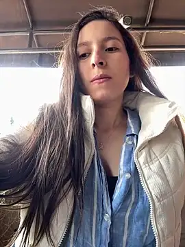 LittleDoll    online show from January 26, 2025, 3:36 pm