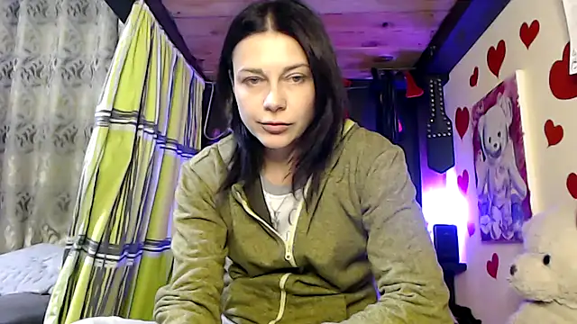 HarleyQuinn 69 online show from January 16, 2025, 7:20 pm