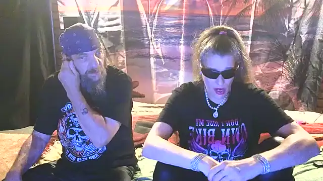 Snapshot of PropertyAndBiker chatting on July 9, 2026, 10:14 pm PropertyAndBiker online show from July 9, 2026, 10:14 pm
