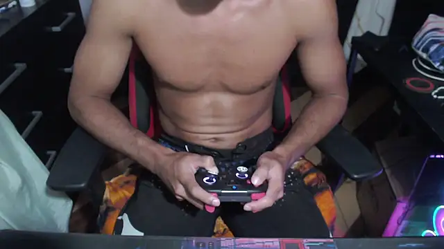 m16x16x online show from February 7, 2026, 9:07 pm