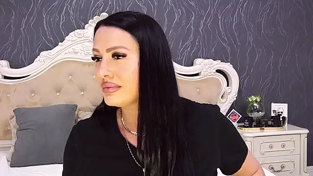 Snapshot of Lauren_Saint chatting on April 25, 2026, 1:41 pm Lauren Saint online show from April 25, 2026, 1:41 pm