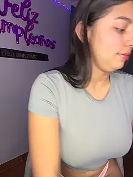 taylorkim12 online show from October 30, 2025, 1:07 am