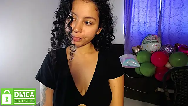 Mr MrsCurie online show from October 27, 2025, 4:55 pm