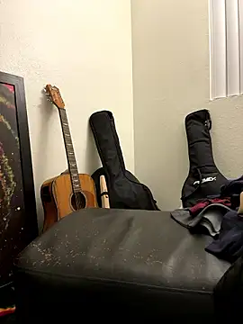 MidnightFlexxx online show from December 8, 2024, 9:24 am