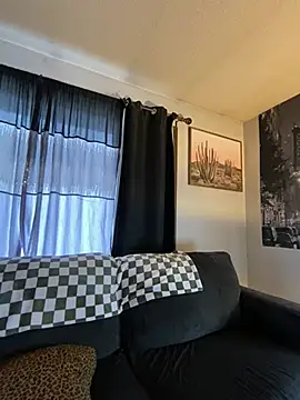 SidneyRaee online show from December 20, 2024, 7:50 pm