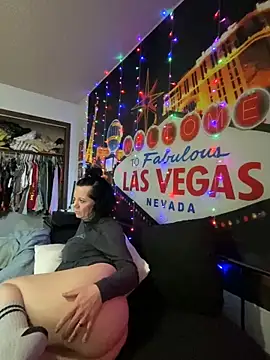 SidneyRaee online show from January 21, 2025, 5:41 pm